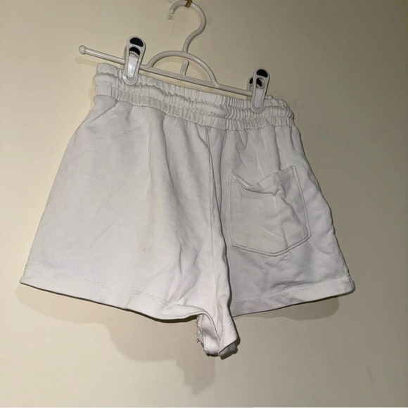 Women’s Zara Brand White Summer Sweat Style Comfortable Soft Cozy Shorts Size: S - Picture 11 of 16